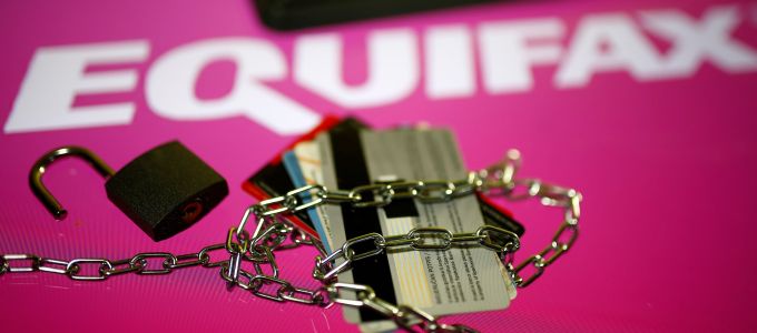 Még több amerikait érintett az Equifax elleni számítógépes támadás