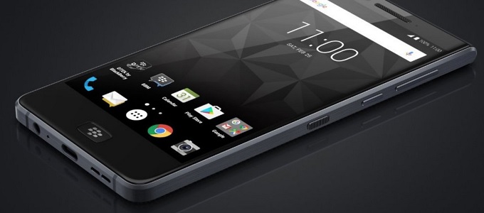 Itt a BlackBerry Motion