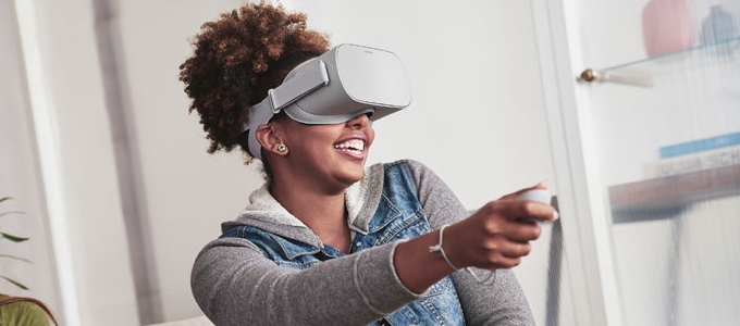 Új VR-szemüveg az Oculustól