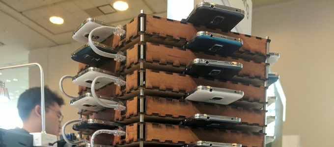 Használt telefonokkal bányásznak Bitcoint