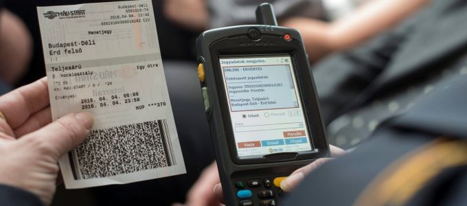 Olcsóbbak lesznek a vasúti e-vonatjegyek
