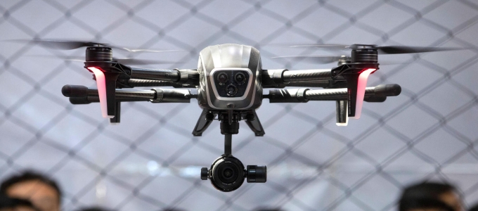 Meglepõ ötlet az olcsó drónvezérlésre