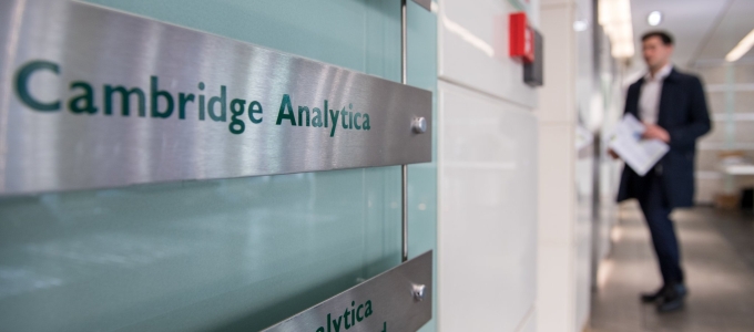 A Palantir is hozzáfért a Facebook adataihoz?