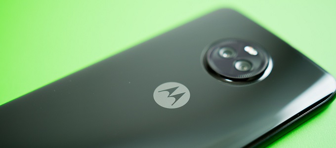 Képeken a Moto Z3 Play