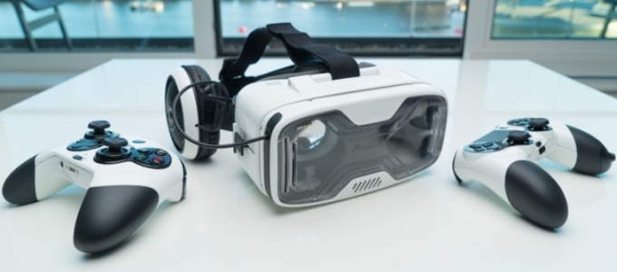 Olcsóbb Xbox One készül optikai meghajtó nélkül