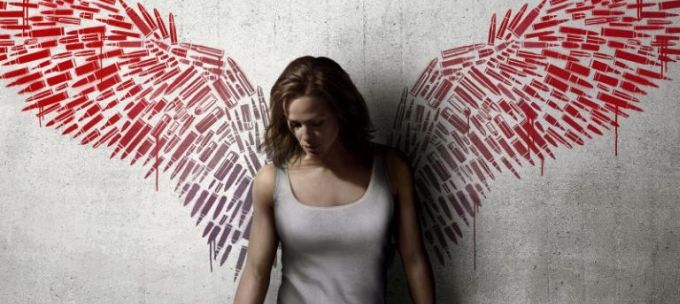 Újabb kemény csajos akciófilm érkezik a mozikba - itt a Peppermint elõzetese