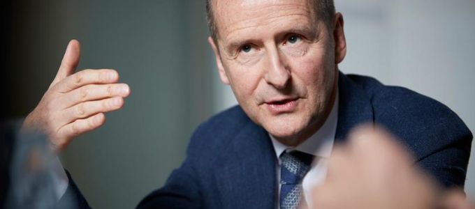 Lemaradásban van az európai autóipar