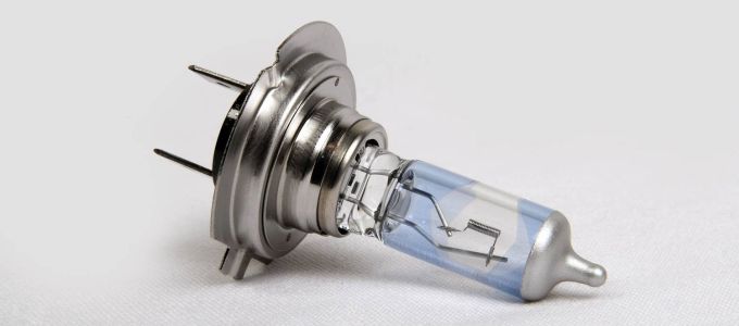 Súlyosan érinti a magyar piacot a halogénizzók betiltása