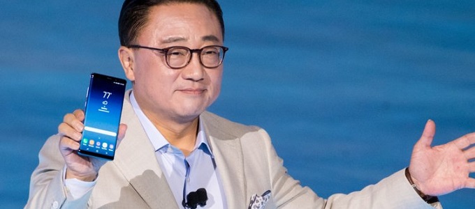 Õsszel jöhet a Samsung összehajtható telefonja