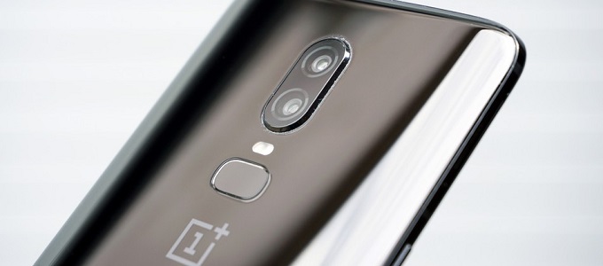 Az Oppo telefonjára hajaz a OnePlus 6T