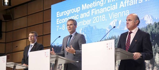 EU - az év végéig döntenek a digitális adóról