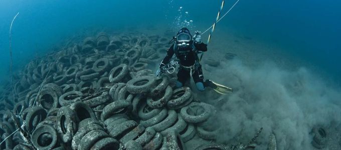 Rossz ötlet volt autógumikat rakni zátonyként a tengerbe