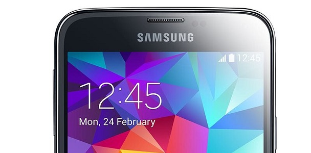 Tovább erõsödik a Samsung, vergõdik a HTC