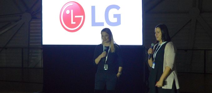 Hordozható 4K projektorral újítaná meg az otthoni mozizást az LG