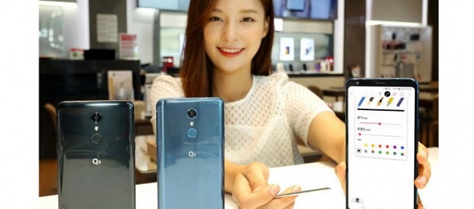 Átalakított külsõvel jön az LG Q9