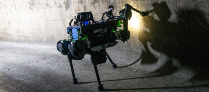 A felszín alatt is mûködõ robotot fejlesztenek