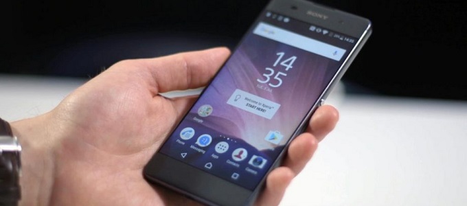 Három Xperia-telefon van érkezõben