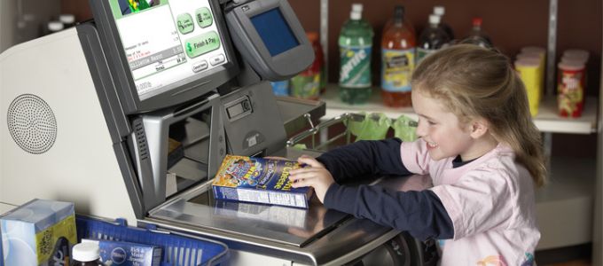 Sok a csalás az önkiszolgáló pénztáraknál