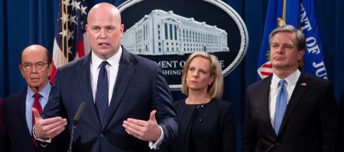 Csalással és titkok ellopásával vádolja az USA a Huawei-t