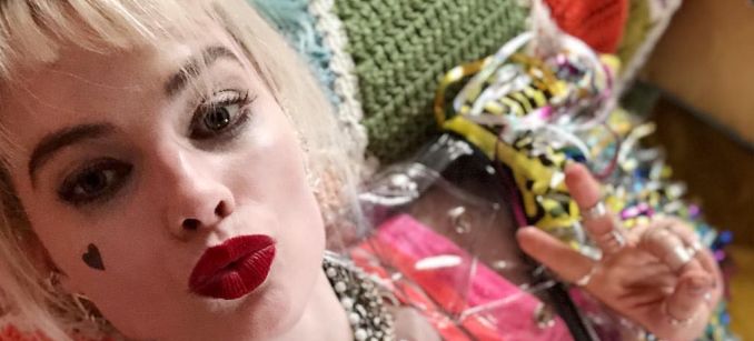 Új plakátokat kapott a Harley Quinn-mozifilm