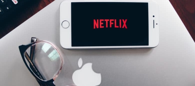 A Netflix megvásárlásával jól járna az Apple