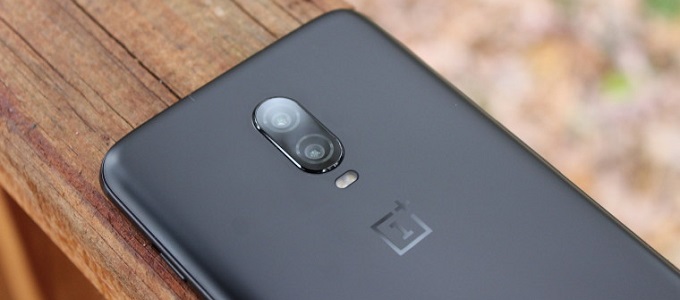 Két változatban jön a OnePlus 7