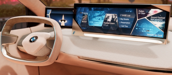 Ívelt képernyõ lesz a BMW egyik modelljében