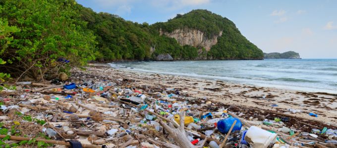 Ázsiai mûanyagszeméttel van tele egy világ végén lévõ sziget