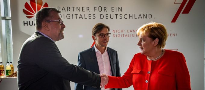 Örülhet a Huawei, részt vehet a németországi 5G-fejlesztésekben