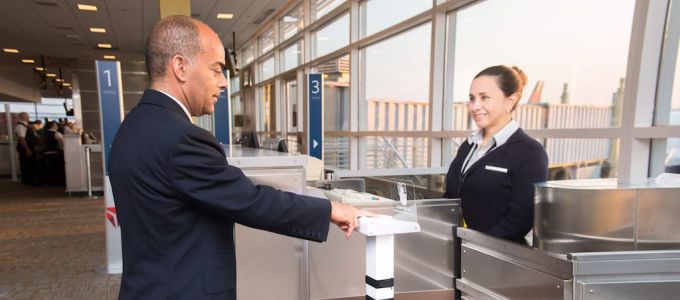 Gyorsabb repülõtéri beléptetést hozhat a biometrikus azonosítás