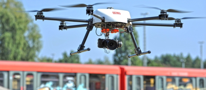 Brit dróncégbe invesztált a Német Vasút