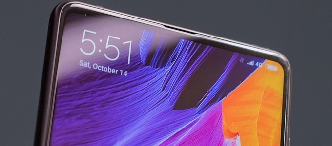 Részben hajlítható telefonon dolgozik a Xiaomi