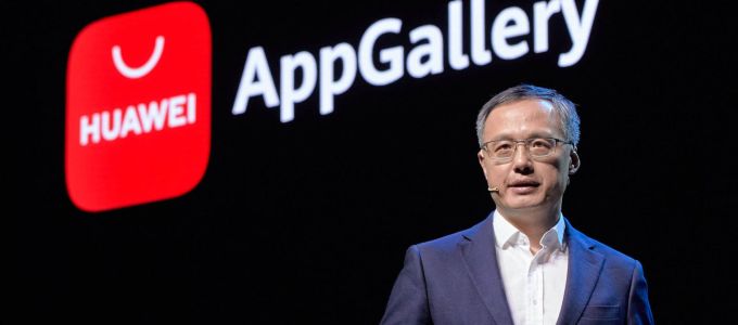 Megkerüli a szoftveres korlátokat a Huawei