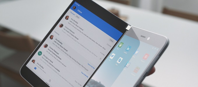 A szélen is kijelzõt alkalmazna a Microsoft