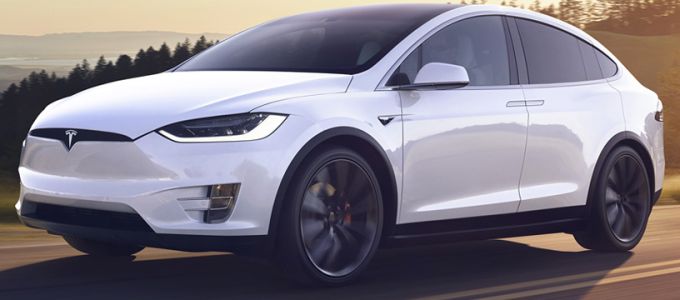 Könnyen ellopható egy Tesla Model X