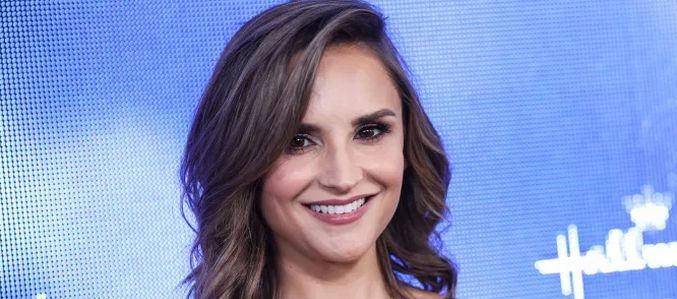 A Netflixé lett A csaj nem jár egyedül feldolgozása