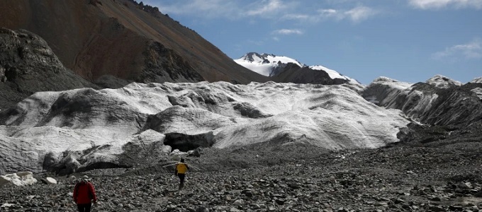 Minden eddiginél gyorsabban olvad a jégtakaró