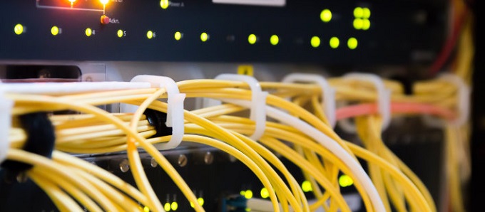 Mûanyag kábellel váltanák le az USB-t