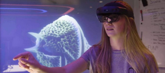 Új vegyes valóság platformot mutatott be a Microsoft