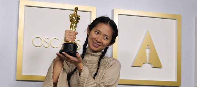 A nomádok földje kapta a legjobb film Oscarját