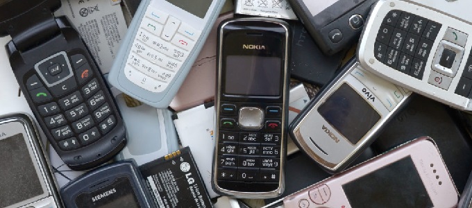 Betiltja a 2G- és 3G-telefonokat Vietnám