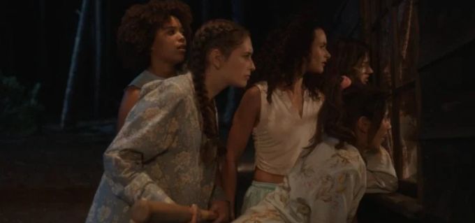 Tinilányos kaszabolós horrorklasszikus feldolgozása kapott elõzetest