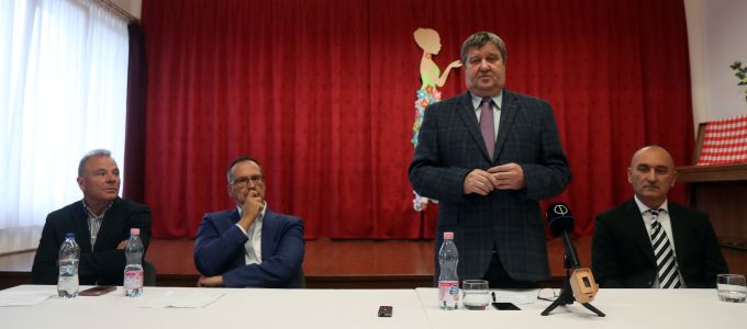 Gigabites hálózatfejlesztés fejezõdött be öt dél-borsodi településen