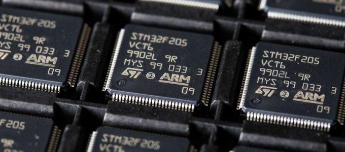 Gyárat épít Olaszországban az STMicroelectronics
