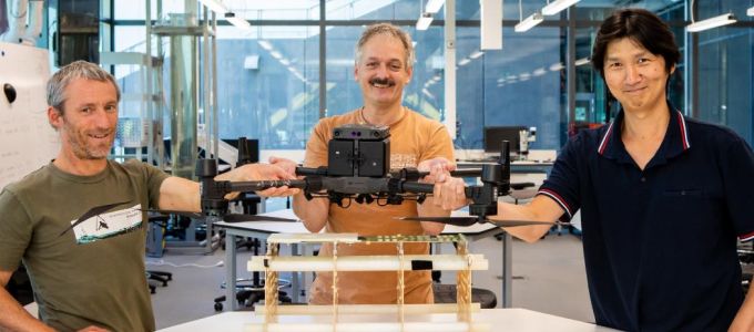 Miniatûr hóvastagság-mérõ radar drónokhoz