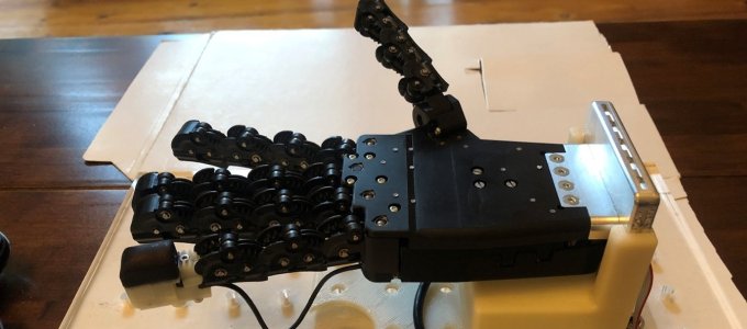 Érzõ ujjbegy robotkézhez