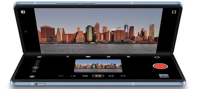 Elrajtolt a Vivo hajlíthatója