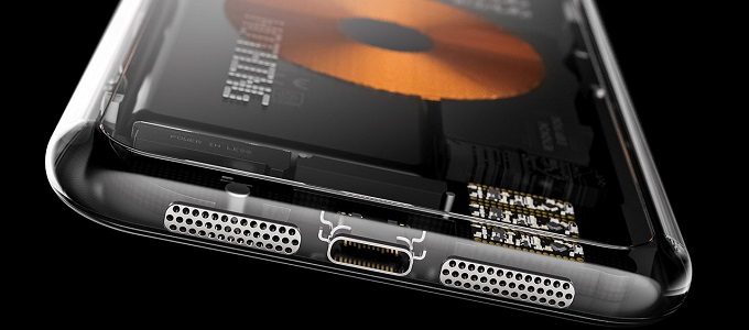 Megvillantotta telefonját a Nothing