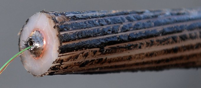 Jobban kell védeni az európai tengeri kábeleket