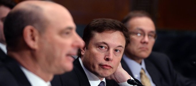 Túl nagy hatalma van Elon Musknak?